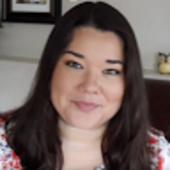 Profile Picture of Christina Conquers (@cconquers) on Poshmark