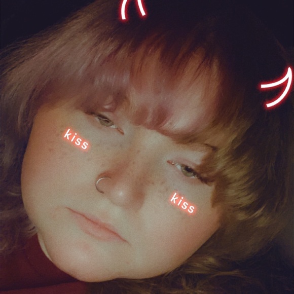 Profile Picture of Tabitha Canupp (@tabithacanupp) on Poshmark