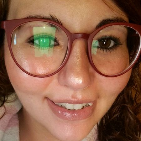 Profile Picture of Julie Holtsclaw (@julieholtsclaw) on Tiktok