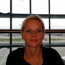 Profile Picture of Tina Linder (@tina_linder) on Twitter