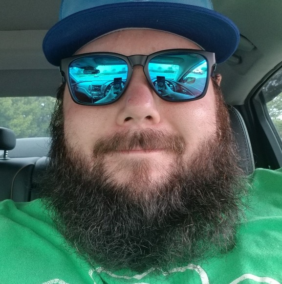 Profile Picture of Steve Labak (@mustangs110687) on Poshmark