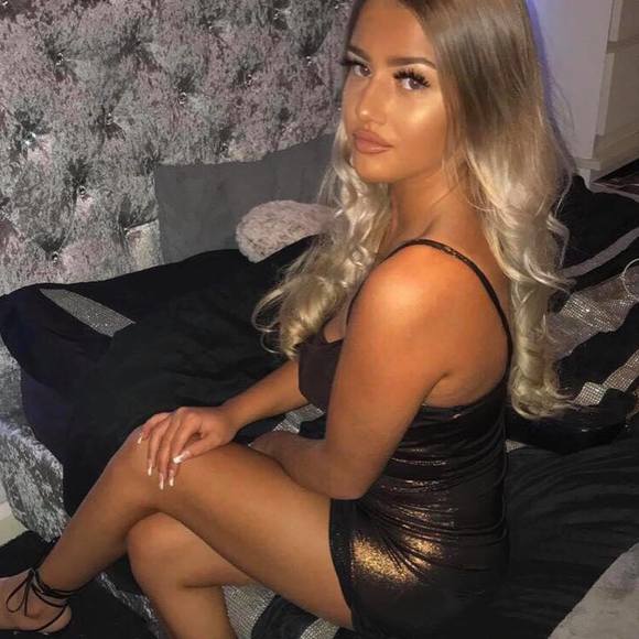 Profile Picture of Kelsie Martin (@kelsiemartin337) on Poshmark