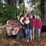 Profile Picture of Karen Gustafson (@mom2ch) on Instagram