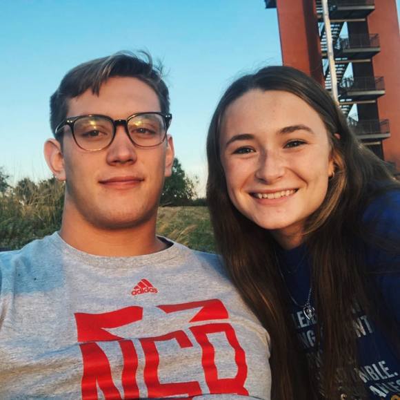 Profile Picture of Marcela Sousek (@m_sousek2000) on Poshmark