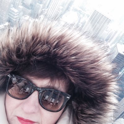 Catherine Scully - Twitter Profile Picture of Catherine Scully (@QueenLaguna) on Twitter