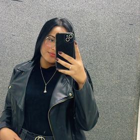 Profile Picture of luciana silva (@luucorintiana) on Pinterest