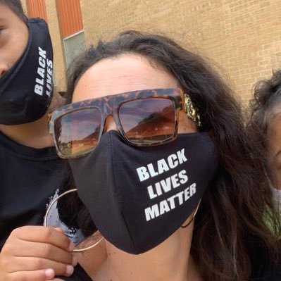 Profile Picture of Donni Davis Harris (@donniharris) on Twitter