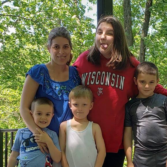 Profile Picture of Crystal Casper (@c22casper) on Poshmark