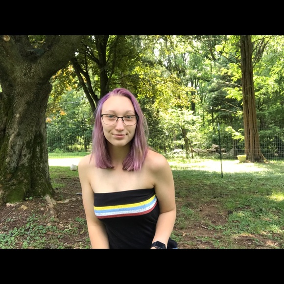 Profile Picture of Karli Bowers (@karli293) on Poshmark