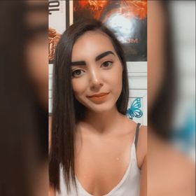 Profile Picture of Jasmine Bernal (@jsmndcbrnl) on Pinterest