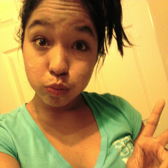 Profile Picture of Imelda Chavez (@melly1601) on Poshmark