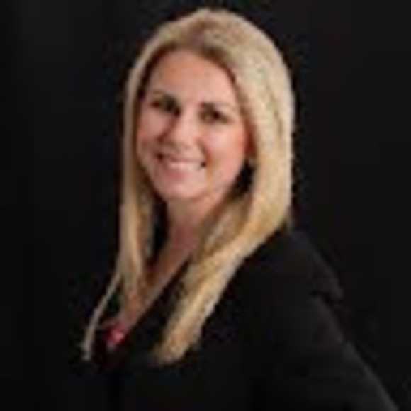 Profile Picture of Angelina Leeds (@angelinaleeds) on Poshmark