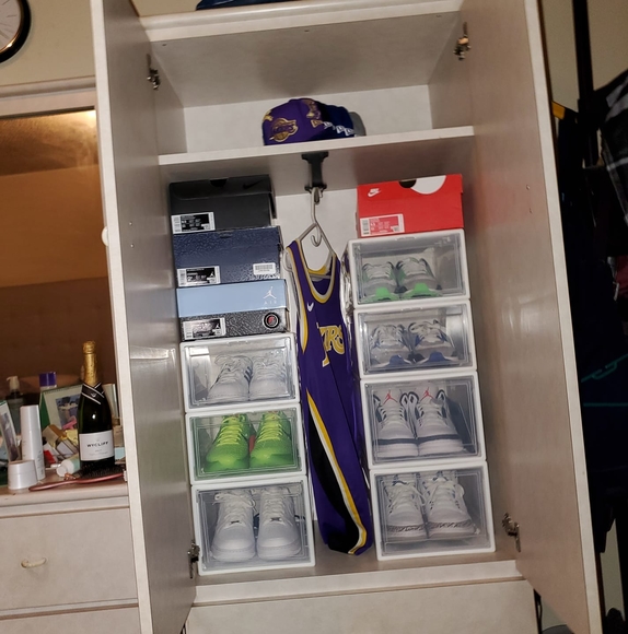 Profile Picture of Wook Chung (@wookchung84) on Poshmark