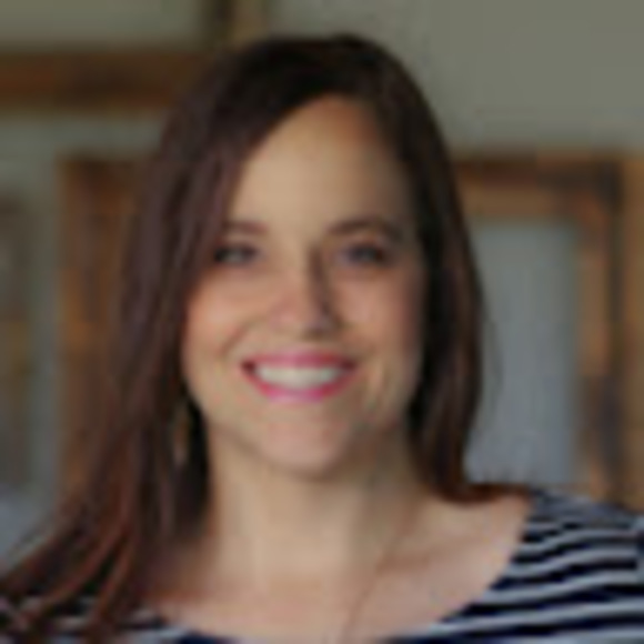 Profile Picture of Robin Blackwell (@robinblackwe776) on Poshmark