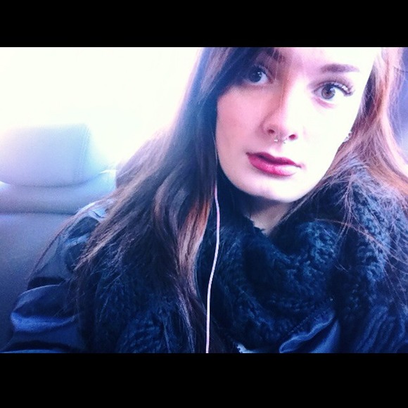 Rebecca Notman - Poshmark Profile Picture of Rebecca Notman (@rebeccanotman) on Poshmark