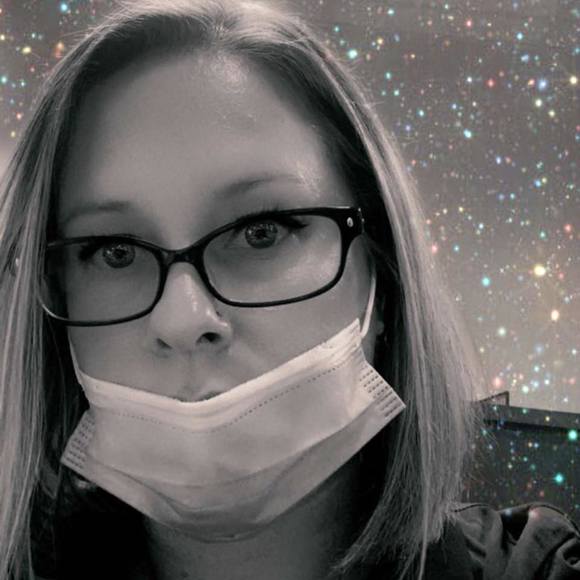 Profile Picture of Rushelle Weakley (@rweakley66) on Poshmark