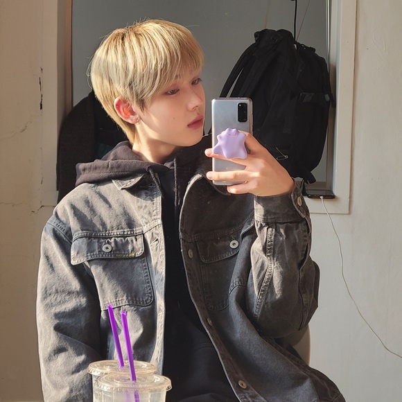 Profile Picture of Jimin Park (@jiminpark103) on Poshmark
