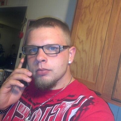 Profile Picture of Dustin Dixon (@dustin15955500) on Twitter