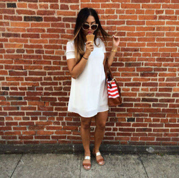 Profile Picture of Emily Olshavsky (@erolshavsky) on Poshmark