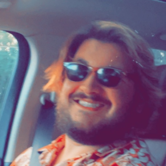 Profile Picture of Hunter Pearson (@huntpearson1998) on Poshmark