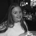 Profile Picture of !  ! claire walters !  ! (@clairewaltters) on Instagram