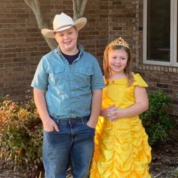 Profile Picture of Sue Brohammer (@mrssue001) on Poshmark