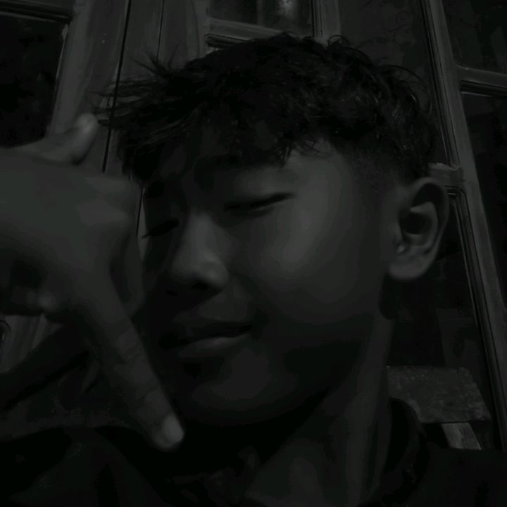 Profile Picture of guz Hamdan (@anakkeduaituberat) on Tiktok