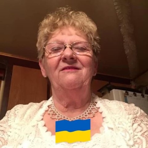 Francine Trudel - Poshmark Profile Picture of Francine Trudel (@francine_trudel) on Poshmark