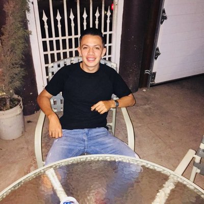 Profile Picture of Carlos Camberos (@CarlosCamberos8) on Twitter