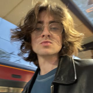 Profile Picture of Scott (@scott.gibbons) on Instagram