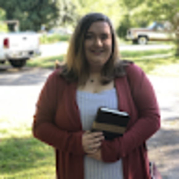 Profile Picture of Peggy Reems (@peggyreems18) on Poshmark