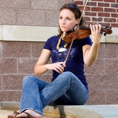 Profile Picture of 🎃🍻Pumpkin L🎃🍻 Aka Anonymous L (@larabel1) on Twitter