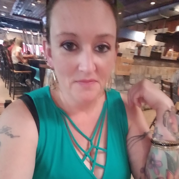 Profile Picture of Tricia Wehrmann (@ttwehrmann) on Poshmark