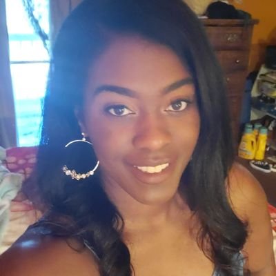 Profile Picture of Jasmine Tate (@_BFlower_) on Twitter