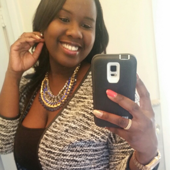 Profile Picture of Kyasha Raymond (@kymedor) on Poshmark