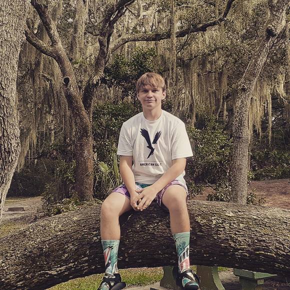 Profile Picture of Andrew Prince (@andrewprince852) on Poshmark