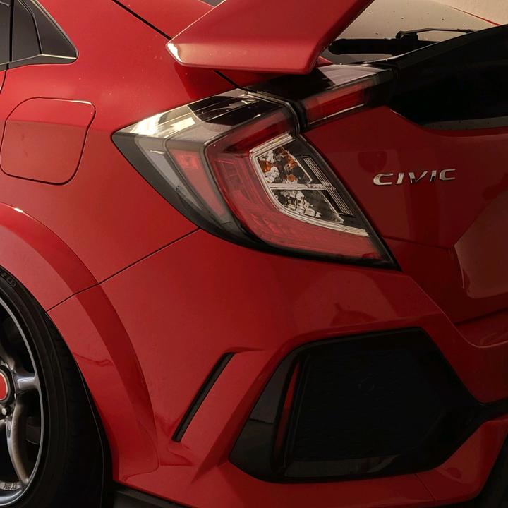 Profile Picture of Jean Lorenzana (@jeanlorenzana) on Tiktok