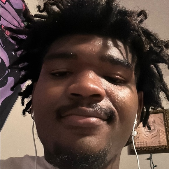 Profile Picture of Jason Arceneaux (@jasonlarceneaux) on Poshmark