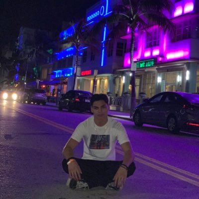 Profile Picture of Stephen Pascarella (@s_v_pascarella1) on Twitter