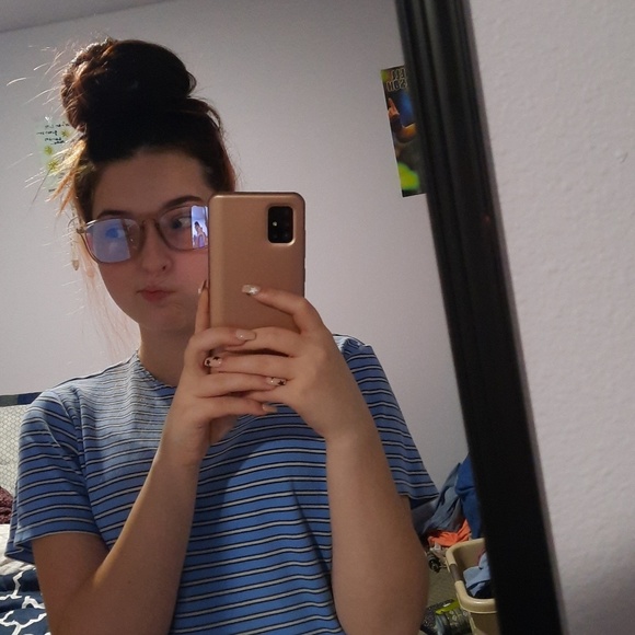 Profile Picture of Corryn Smith (@corryn09) on Poshmark