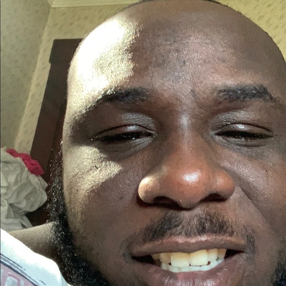 Profile Picture of Mike Branch (@mikebranch2324) on Poshmark