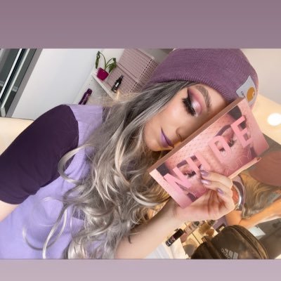 Profile Picture of Patrycja Knopek (@KnopekPatrycja) on Twitter