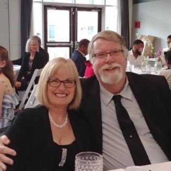 Profile Picture of Jandee Wible (@3muskateer) on Poshmark