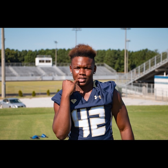 Profile Picture of Jj White (@hitter42) on Poshmark