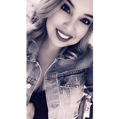 Profile Picture of Jessica Cueva (@JessieCueva) on Twitter