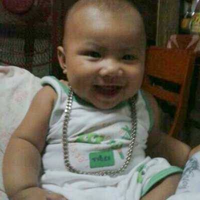 Profile Picture of Khim Berlin Robinion (@killerfangs) on Twitter