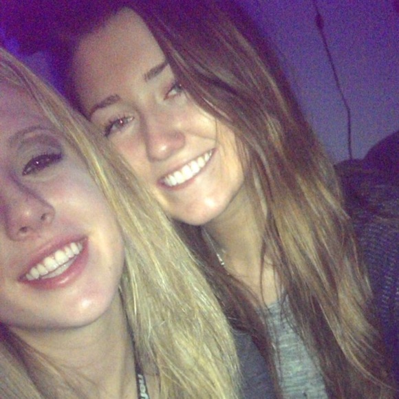 Profile Picture of Sasha Marshall (@sashamarshall) on Poshmark