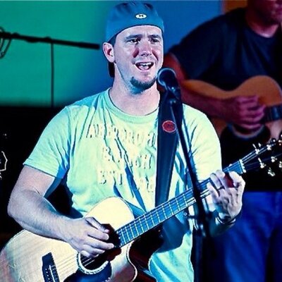 Profile Picture of Randy Henderson (@dr6strings) on Twitter