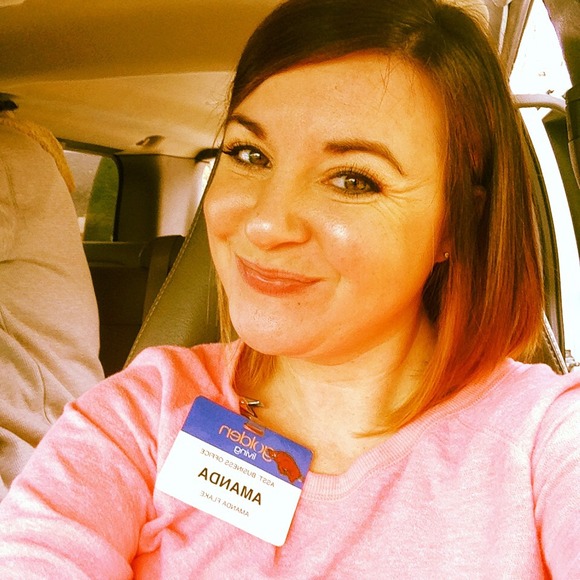 Profile Picture of Amanda Flake (@a_flake0706) on Poshmark