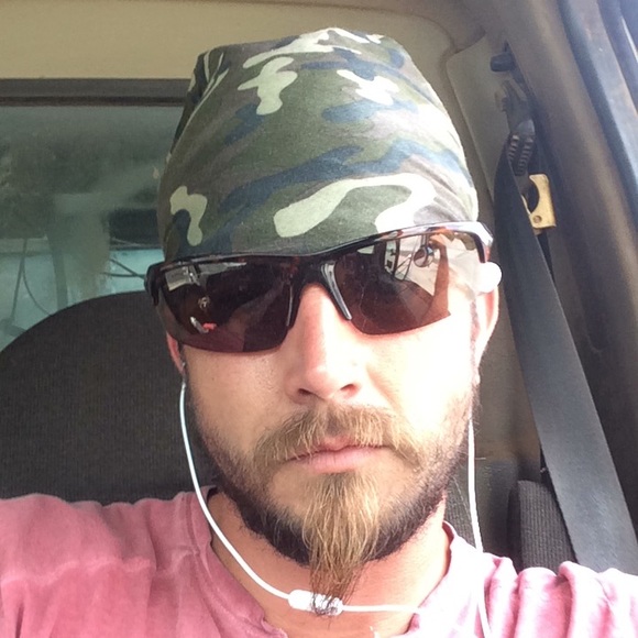 Profile Picture of Chris Epps (@chrislepps10) on Poshmark